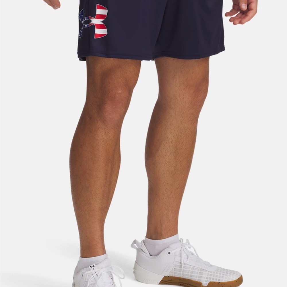 Under Armour Men's Dark Blue Athletic Shorts